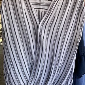 Liz Claiborne Monochrome Striped Top